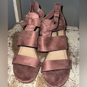 Sonoma Heeled Sandals Size 8.5